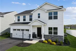 418 Coventry Ct, Lancaster Township, PA 16037 - Photo 2