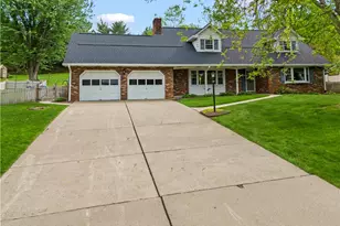 103 Sweetbriar Dr, North Strabane, PA 15317 - Photo 4