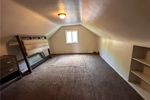 221 Dorothy Dr, Pittsburgh, PA 15235 - Photo 14