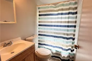 221 Dorothy Dr, Pittsburgh, PA 15235 - Photo 20