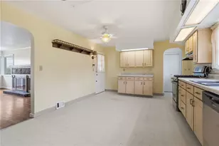 2198 Ridge Rd, Monaca, PA 15061 - Photo 16