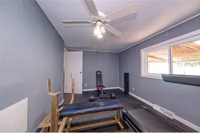 246 Pine Dr, Summit Township, PA 16002 - Photo 32