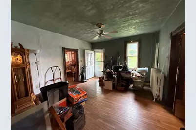 210 Chestnut St, Saint Clair Township, PA 15944 - Photo 12