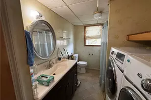 210 Chestnut St, Saint Clair Township, PA 15944 - Photo 10