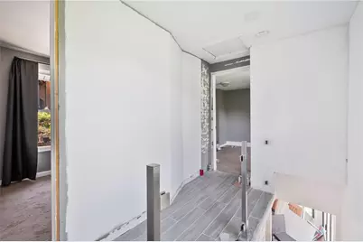 34 E Roseridge St, Pittsburgh, PA 15202 - Photo 16
