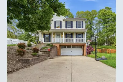 149 Stonewood Dr, Bethel Park, PA 15102 - Photo 2