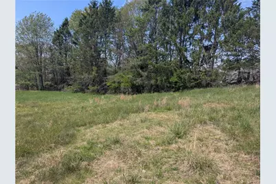 264 Beaufort Rd, Fairfeld Township, PA 15944 - Photo 6