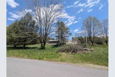 264 Beaufort Rd, Fairfeld Township, PA 15944 - Photo 2