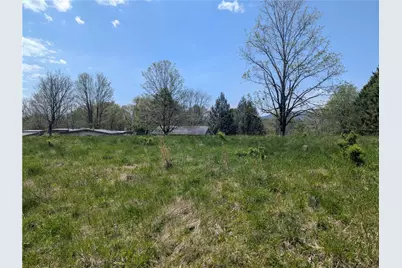 264 Beaufort Rd, Fairfeld Township, PA 15944 - Photo 4