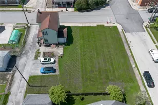 306 Jefferson St, Latrobe, PA 15650 - Photo 2