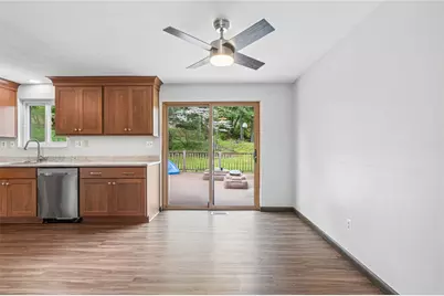 4137 Cambridge, Hempfield Township, PA 15642 - Photo 6