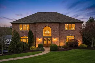 315 Fox Run Dr, Peters Township, PA 15367 - Photo 2