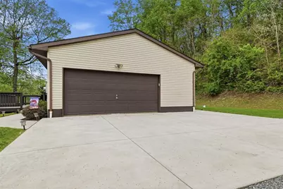39 Blackswoods Rd, New Sewickley Township, PA 15042 - Photo 6