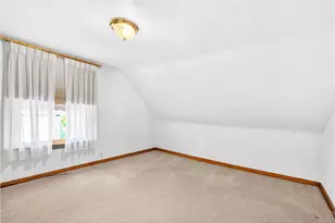1715 Morton Ave, West Mifflin, PA 15122 - Photo 24