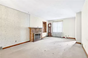 1715 Morton Ave, West Mifflin, PA 15122 - Photo 8