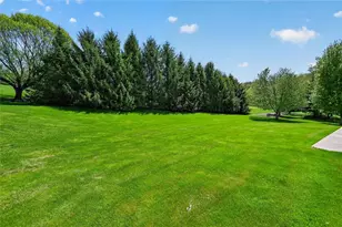 104 Primrose Cir, Penn Township, PA 16002 - Photo 44