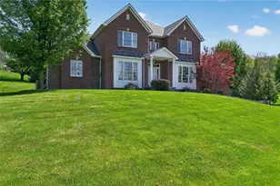 104 Primrose Cir, Penn Township, PA 16002 - Photo 2