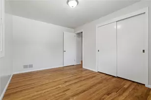 345 Maize Dr, Pittsburgh, PA 15236 - Photo 28