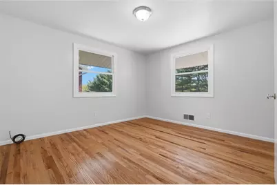 345 Maize Dr, Pittsburgh, PA 15236 - Photo 26