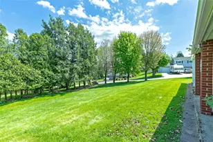 102 Kenneth Dr, Delmont, PA 15626 - Photo 8
