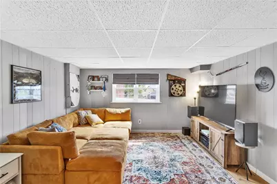 230 Great Smokey Dr, Pittsburgh, PA 15239 - Photo 24