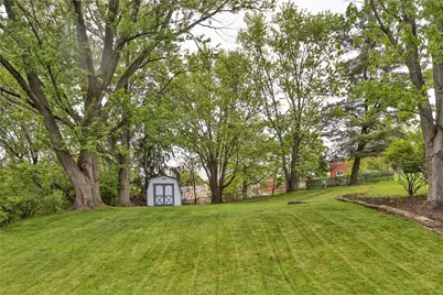 230 Great Smokey Dr, Pittsburgh, PA 15239 - Photo 30