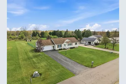 7 Windsor Drive, Hempfield Township, PA 16125 - Photo 4