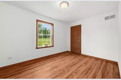 221 Parkhill Rd, Economy, PA 15005 - Photo 28