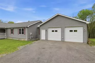 221 Parkhill Rd, Economy, PA 15005 - Photo 38