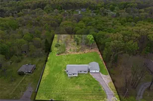 221 Parkhill Rd, Economy, PA 15005 - Photo 4
