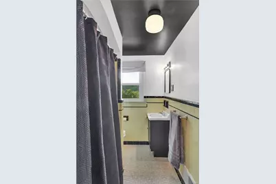 168 E Gilmore Ave, Trafford, PA 15085 - Photo 10