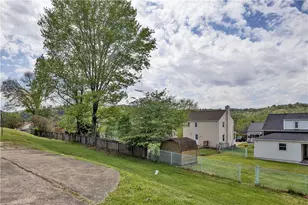 168 E Gilmore Ave, Trafford, PA 15085 - Photo 24