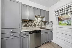 12 Penn Dr, Ross Twp, PA 15214 - Photo 8