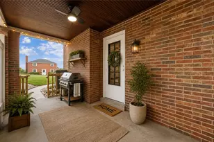 12 Penn Dr, Ross Twp, PA 15214 - Photo 4