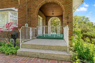 2008 Clearview Rd, Pittsburgh, PA 15116 - Photo 6