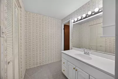 142 Thunderwood Dr, Bethel Park, PA 15102 - Photo 22