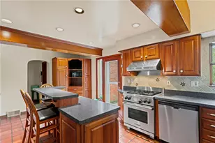 1445 Dutch Ridge Rd, Brighton Township, PA 15009 - Photo 12