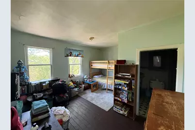 1944 Lithgow Ave, Pittsburgh, PA 15214 - Photo 10
