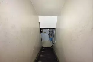 1944 Lithgow Ave, Pittsburgh, PA 15214 - Photo 14
