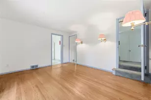 334 Jefferson Dr, Pittsburgh, PA 15228 - Photo 8