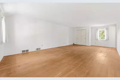 334 Jefferson Dr, Pittsburgh, PA 15228 - Photo 16