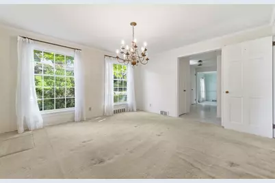 334 Jefferson Dr, Pittsburgh, PA 15228 - Photo 12