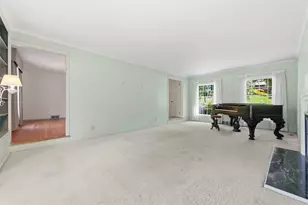 334 Jefferson Dr, Pittsburgh, PA 15228 - Photo 6