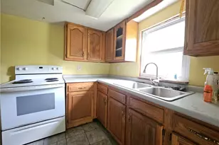 111 Tuck Ln, Center Township, PA 16001 - Photo 4