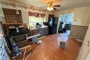 235 W Cross Ave, Masontown, PA 15461 - Photo 6