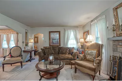9716 East Rd, Pittsburgh, PA 15127 - Photo 16