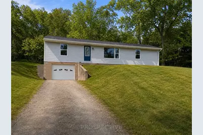 123 Wilhelm Dr, Center Township, PA 15061 - Photo 2