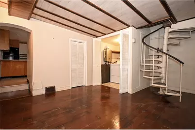 1822 Fox Way, Pittsburgh, PA 15203 - Photo 8