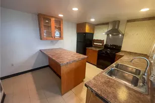 1822 Fox Wy, Pittsburgh, PA 15203 - Photo 10
