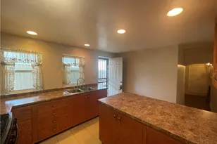 1822 Fox Wy, Pittsburgh, PA 15203 - Photo 8